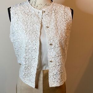 Champion Pairs White Lace Pearl Button-Up Blouse Vintage petite small